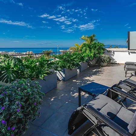 Villa Laurel With Heated Pool
